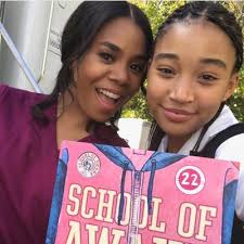 Starr Carter (@StarrOnTheDaily)