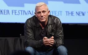 James Blonde Daniel Craig Reveals Dramatic New Bleach Blonde Look