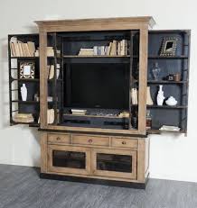 薄型テレビが主流になってからというもの tvはどんどんと大型化して 部屋の中で無視できない大きさになっています 大きな画面でテレビを見たいという希望と相反して 見ないときは隠しておきたいという要望も根強いものがあります テレビを隠す収納の テレビを