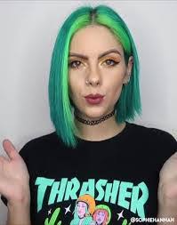 Tami Pearce's Instagram, Twitter & Facebook