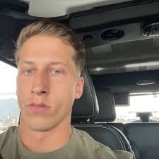 Evan Brenner (@bv4n) • Threads, Say more