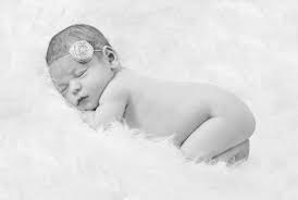 Reading is a great way to. What Time Should Babies Go To Bed When Should Infants Go To Sleep Wee Bee Dreaming Pediatric Sleep Consulting