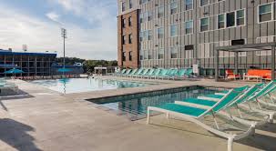 Looking for 1 bedroom apartments in lawrence offers a variety of choices and price points. Lawrence Ks Student Apartments Here Kansas
