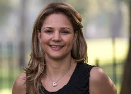 Jennifer Seifert's Instagram, Twitter & Facebook