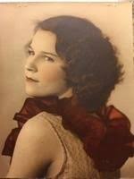 Dorothy Hatten's Instagram, Twitter & Facebook