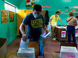 Durante proceso electoral primario 2021 se dieron varias incidencias, una de ella protagonizada por miembros de los movimientos internos del partido nacional juntos los ciudadanos expresaron su molestia con algunos precandidatos en las elecciones primarias en honduras ¡aquí las fotos! Honduras Celebra Elecciones Primarias Empanadas Por Las Denuncias De Narcotrafico