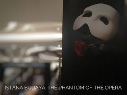 Phantom of the opera opened at her majesty's theatre, london, on september 1986 and has since racked up more than 9,500 performances. The Phantom At The Budaya Picture Of Istana Budaya Kuala Lumpur Tripadvisor