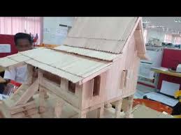 Saya rasa anda pun pasti bersetuju dengan saya bukan, sebenarnya tidak ramai yang mampu membuat aiskrim seperti mana yang ada dijual dikedai kedai yang menjual aiskrim. Projek Rumah Tradisional Guna Batang Aiskrim Youtube