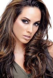 To answer these questions you need to know what is if you still have difficulties understanding what is your skin tone, look at the veins in your arms. Best Hair Color For Brown Eyes 49 Glamorous Ideas To Love