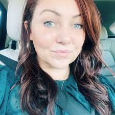 Is anyone available to show homes in Orlando for a referral fee?