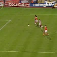 Da sein vater pole ist, besaß schmeichel die ersten sieben jahre seines lebens lediglich die sein größter erfolg war aber der überraschende gewinn der europameisterschaft 1992, zu dem peter schmeichel mit. Uefa Euro 2020 Peter Schmeichel At Euro 92 Facebook