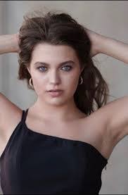 Kendall Babcock's Instagram, Twitter & Facebook