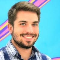 100+ Profile mit dem Suchbegriff „Comte“