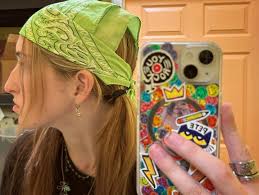 ted man unintentionally took up majority of this post 🐾