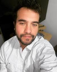 Luis Galarce's Instagram, Twitter & Facebook