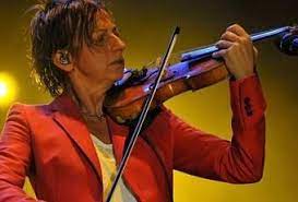 Gianna Nannini Una Meravigliosa Creatura Per L Unesco Paperblog Recitazione Canzone Dusseldorf