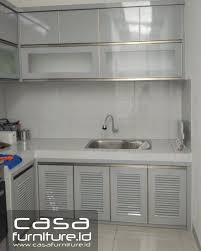 Sangatlah perlu pemilihan design kitchen set secara tepat, baik dari sisi model, warna, bahan baku, sampai finishing. Kitchen Set Lemari Minimalis Di Instagram Info Bagi Yang Sedang Membutuhkan Jasa Furniture Casafurniture Jakarta Jasa P Ide Dapur Lemari Dapur Furniture
