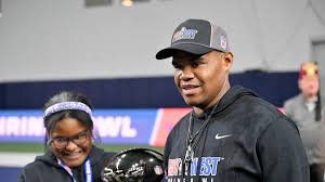Jets to interview Cowboys TE coach Lunda Wells for offensive coordinator