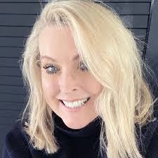 Traci Sheppard's Instagram, Twitter & Facebook