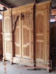 Selain melayani pemesanan pembuatan lemari pakaian sliding kami juga dapat mengerjakan berbagai macam jenis furniture lainnya yang dapat anda pesan khusus dengan desain yang anda inginkan. Jual Lemari Pakaian Gebyok Sliding Pintu Geser Kayu Jati