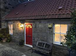 Maybe you would like to learn more about one of these? Modern 4 Bedroom Cottage Near Juniper Green Uk Booking Com