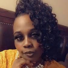 Kimberly Courville's Instagram, Twitter & Facebook