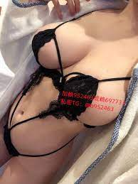 外約奶水媽媽後門騷貨口爆大奶白虎處女美腿模特加賴4000889 - 小妹1 Porn Pic - EPORNER