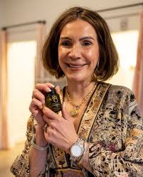 Self-care isn't one-size-fits-all—it's about what makes you feel refreshed,  confident, and at your best!🌟 Whether it's a flawless spray tan,  nourishing your hair, or finding the hues that make you shine, these