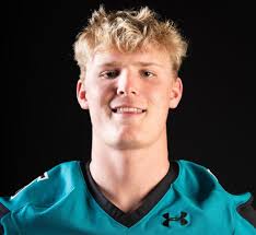 Jake Delong's Instagram, Twitter & Facebook