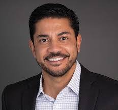 Alfredo Ison's Instagram, Twitter & Facebook