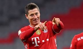 Robert lewandowski (poland) header from very. Poland Forward Lewandowski Receives Honour From President Egypttoday