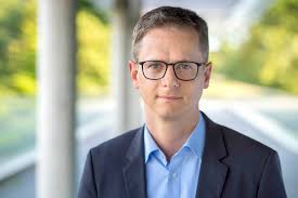 Jul 23, 2021 · unfälle, naturkatastrophen, brände und kriminalität. Lebenslauf Carsten Linnemann