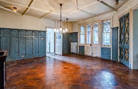 Fixer Upper Guide How To Renovate An Old House Loveproperty Com