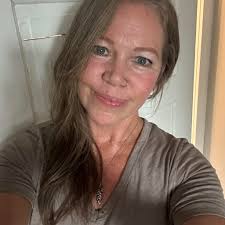 What resources are available to help find lost dogs near Clallam Bay?