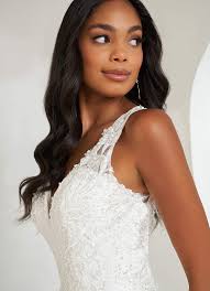 Azazie Glinda Wedding Dress