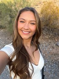 Kacie Henderson's Instagram, Twitter & Facebook