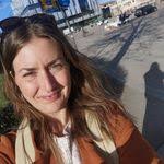 Alva Wade's Instagram, Twitter & Facebook