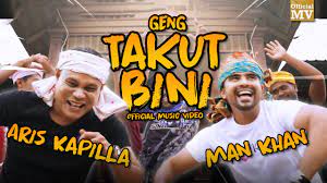 Dua orang suami 'geng takut bini' tengah bersembang di tepi pagar rumah sebelum masuk maghrib. Lyrics Translations Of Geng Takut Bini By Aris Kapilla Popnable