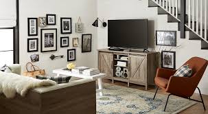 Gerekli olan malzemenin temin edilme kolaylığından, yapılabilirliğine, maliyetsiz, dekoratif ve tabi kullanışlı oluşuyla bu kendin yakın zamanda tamamen benzer malzemelerle bir tv ünitesi yapmıştık. Tv Unitesi Dekorasyon Fikirleri Dubleks Ev Planlari