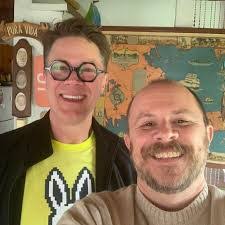 Susan Pettigrew's Instagram, Twitter & Facebook