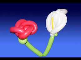 To make this balloon figure, you will need to know how to make a fold twist. Pin By Maria Alicia On Party Decorations Balloon Flowers Balloon Animals Balloons