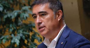 Las razones de Desbordes al aparecer en chats de Ángela Vivanco