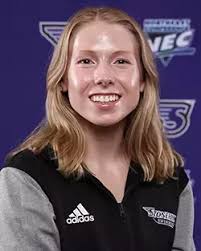 Kristy Barry's Instagram, Twitter & Facebook