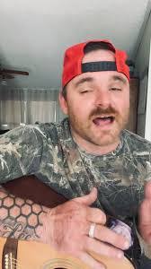 Crystal Swink's Instagram, Twitter & Facebook