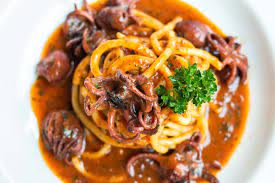 Use it as a starter guide for some of the best verona restaurants based on our time in the city as well as local favorites from sara and virginia. 25 Best Verona Restaurants Cafes And Pizza 2foodtrippers