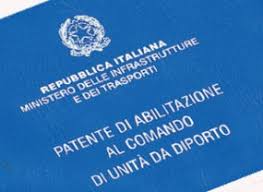 La patente nautica si rinnova presso la motorizzazione o la capitaneria di porto di rilascio. Rinnovo Della Patente Nautica