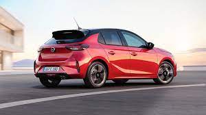 It is a small, very interesting car apparently attracted much attention in the premiere. Opel Karl I Opel Adam Powoli Sie Z Nami Zegnaja Ich Miejsce Zajmie Nowa Corsa