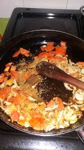 Baada ya kuchambua weka katika bakuli au chombo cha kukandia, piga mayai katika chombo pembeni na uweke chumvi. Jinsi Ya Kupika Fried Omena My Hubby Cooked For Me Omena How To Cook Delicious Omena Mapishi Ya Dagaa Silverfish Youtube Jinsi Ya Kupika Rosti La Dagaa Wa Bukoba Waliokaangwa