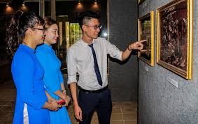 Trung tâm dịch vụ việc làm tỉnh bình dương thông báo. Sinh Vien Nganh Viá»‡t Nam Há»c Tham Quan Báº£o Tang Tá»‰nh Binh DÆ°Æ¡ng TrÆ°á»ng Ä'áº¡i Há»c Binh DÆ°Æ¡ng Giao Dá»¥c Má»Ÿ Xet Tuyá»ƒn Ä'áº¡i Há»c