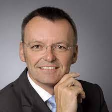 Gerald Petri's Instagram, Twitter & Facebook